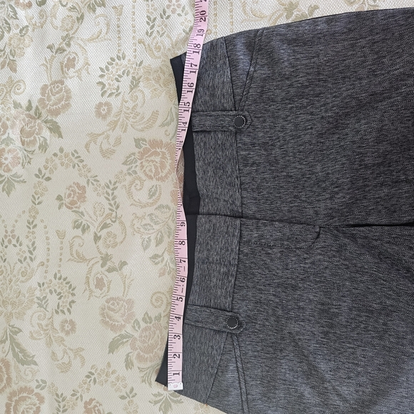 Maurices Juniors' Low Rise Micro Flare Pants Size 11/12 S - Picture 5 of 10